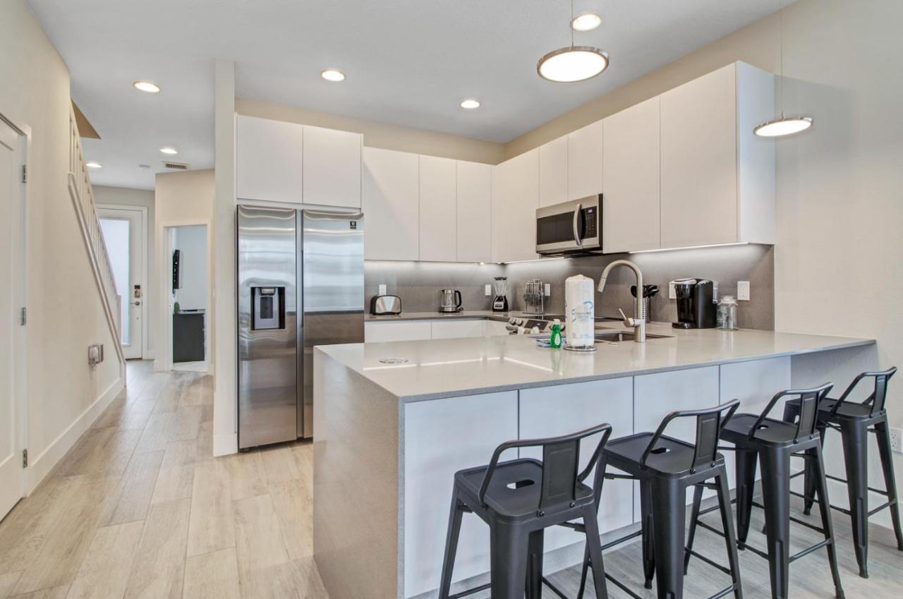 Modern Townhouse Near Disney With Heated Pool Orlando Extérieur photo